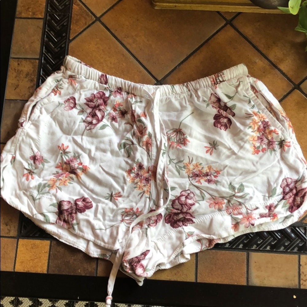Brandy Melville flow shorts